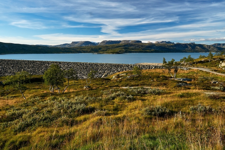 Norwegia spodziewa się wysokich cen energii przez niski stan wód - GospodarkaMorska.pl