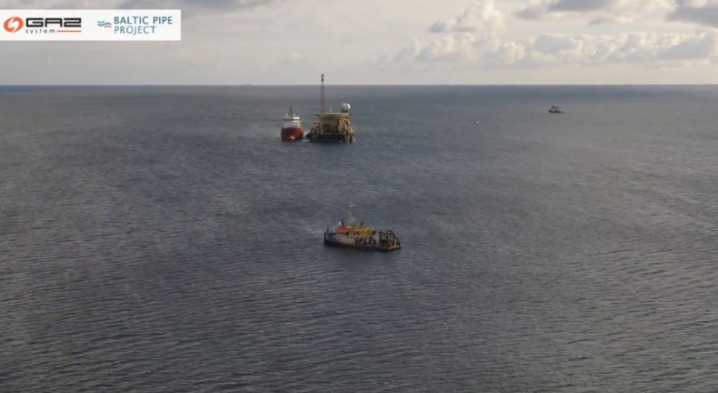 Gazociąg Baltic Pipe wciągnięty na duński brzeg - GospodarkaMorska.pl