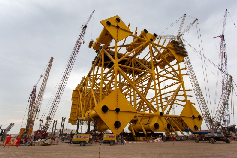 Budowa największej morskiej farmy wiatrowej w Szkocji nabiera tempa - GospodarkaMorska.pl