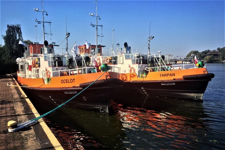 Szczecin. Chrzest lodołamaczy Ocelot i Tarpan  - GospodarkaMorska.pl