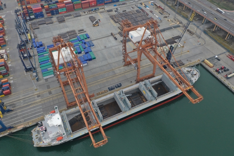 GCT. Przeładowali największą partię ładunku drobnicowego w historii terminala [ZDJĘCIA] - GospodarkaMorska.pl
