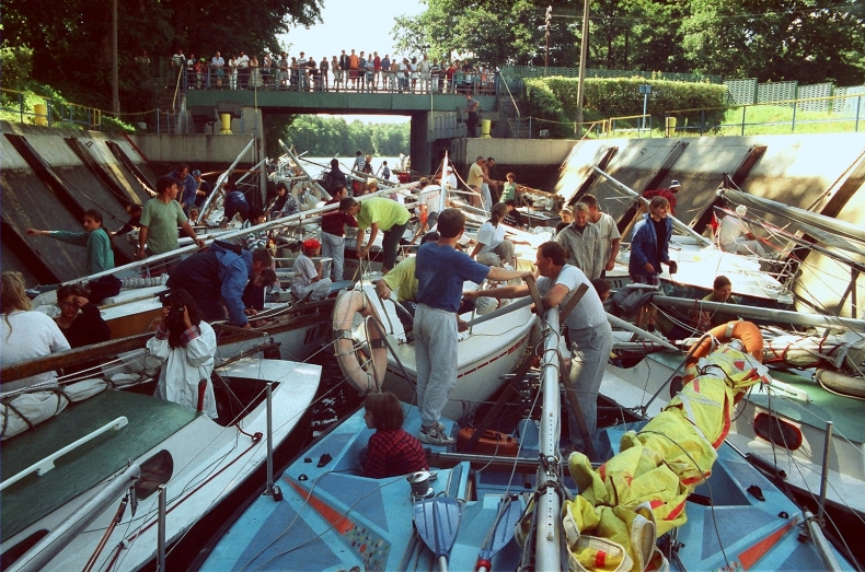 W ostatnim sezonie ze śluz Guzianka I i II skorzystało 20 tys. jednostek - GospodarkaMorska.pl