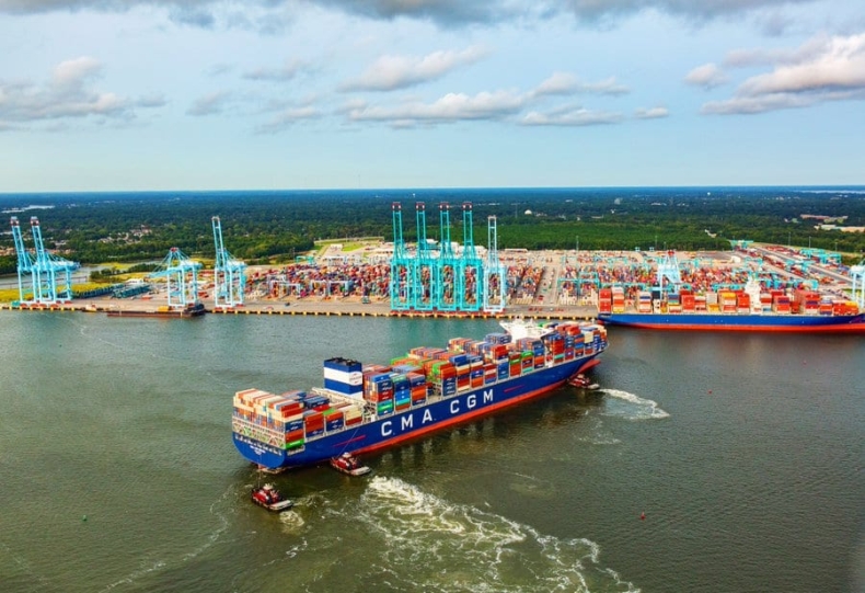 CMA CGM na szczycie listy zarobków przewoźników w III kwartale - GospodarkaMorska.pl