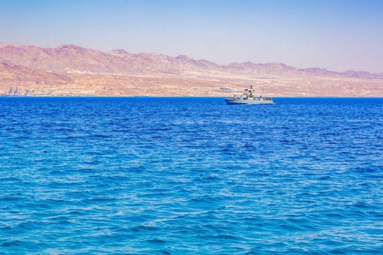 9 irańskich żołnierzy zginęło w starciach z US Navy - GospodarkaMorska.pl