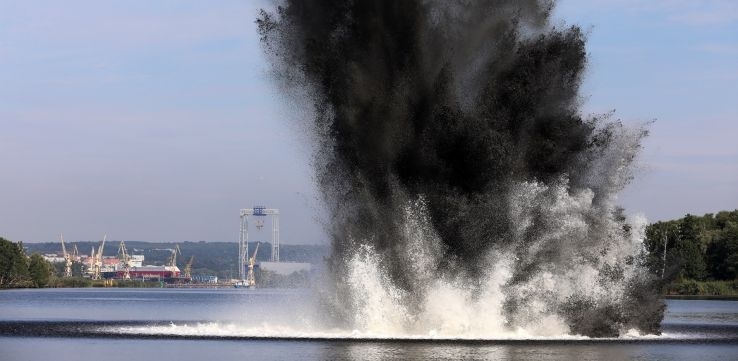 Gdynia. Niewybuch w basenie portowym. Jak będzie wyglądała neutralizacja? - GospodarkaMorska.pl