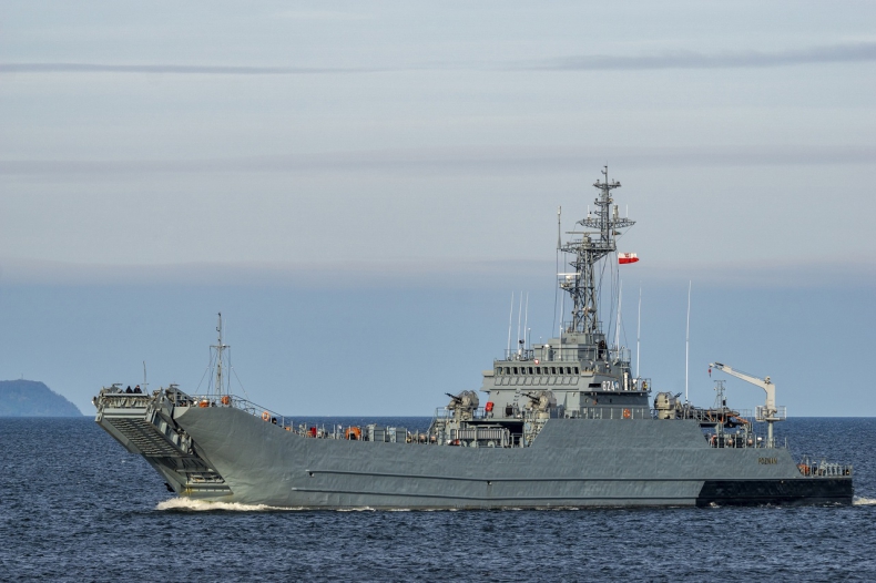 Morska obrona to system obrony morza, wybrzeża i przestrzeni powietrznej - GospodarkaMorska.pl