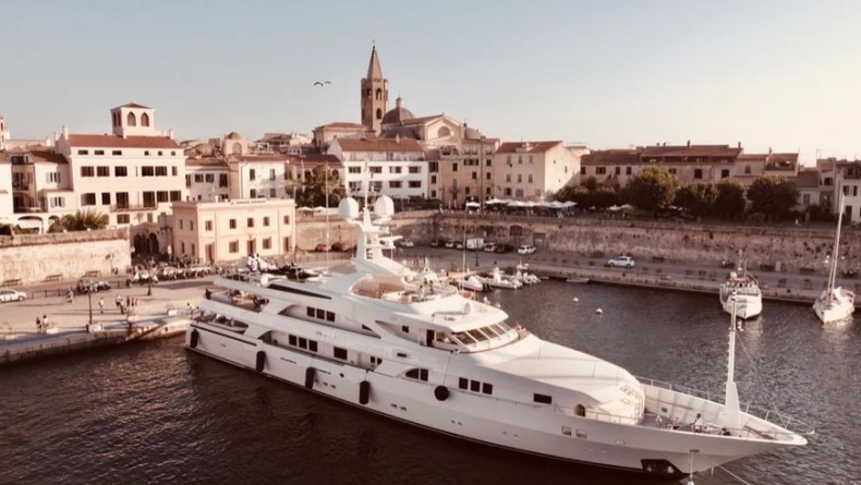 Kup jacht, zapłać dogecoinami - GospodarkaMorska.pl