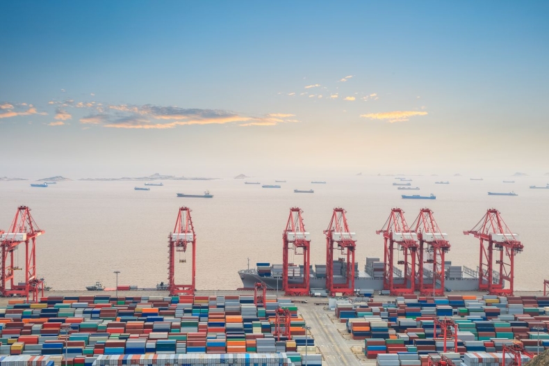 Chińskie porty odmawiają przyjęcia litewskich towarów - GospodarkaMorska.pl