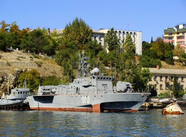Kreml oskarża Ukrainę o "niebezpieczne prowokacje" w związku z okrętem na Morzu Czarnym - GospodarkaMorska.pl