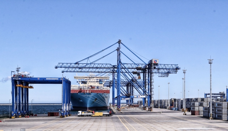 DCT Gdańsk obsłużył 2 miliony TEU od początku roku - GospodarkaMorska.pl