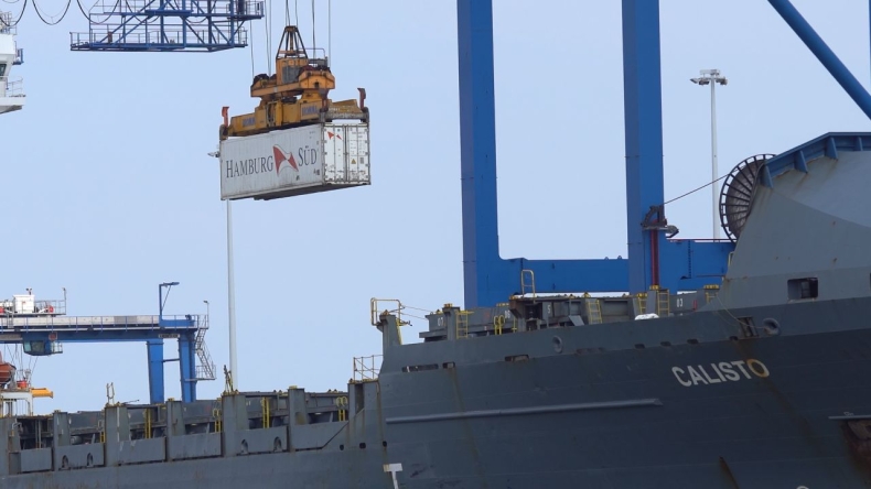 Moody's: w przyszłym roku fracht kontenerowy nie potanieje - GospodarkaMorska.pl