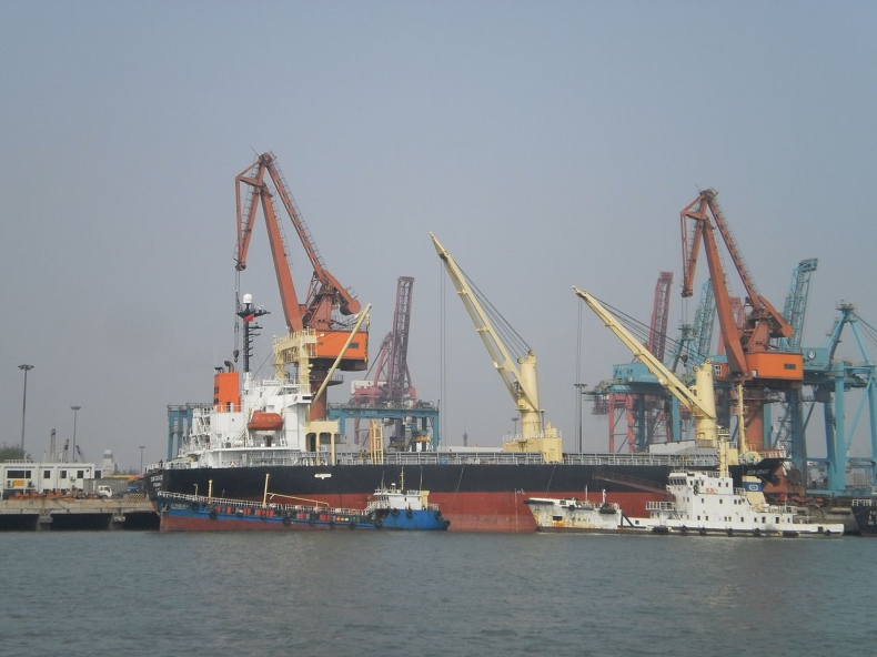 COSCO w ramach rozbudowy portu Tianjin uruchamia pierwszy terminal o zerowej emisji - GospodarkaMorska.pl