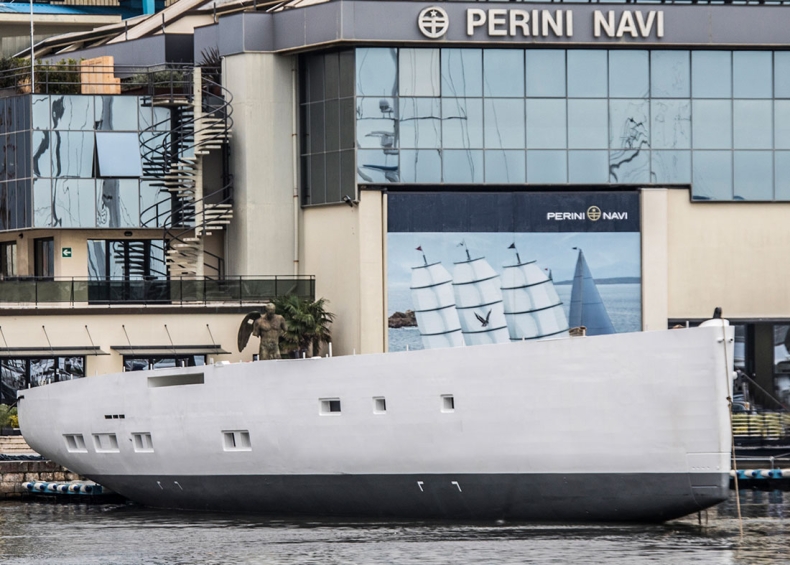 Zbankrutowany producent luksusowych jachtów sprzedany na aukcji - GospodarkaMorska.pl