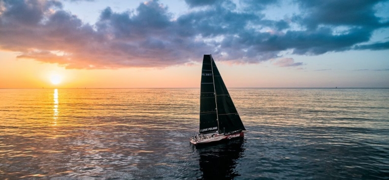 Jacht "I Love Poland" bierze udział w regatach transatlantyckich - GospodarkaMorska.pl
