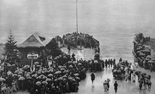 Morawiecki: niewiele jest w naszej historii wydarzeń niosących tak wielką nadzieję jak Zaślubiny Polski z Morzem - GospodarkaMorska.pl