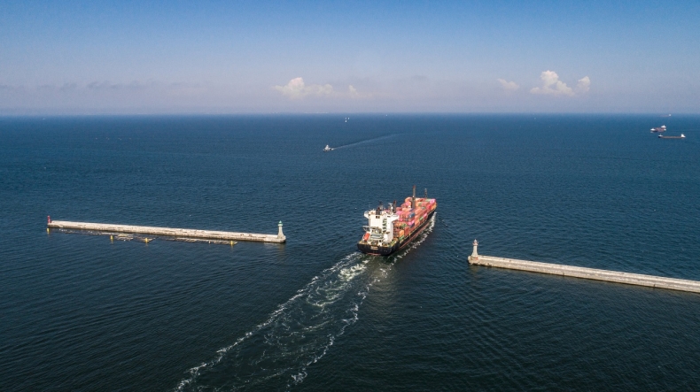 W Porcie Gdynia pogłębiony zostanie tor podejściowy - GospodarkaMorska.pl