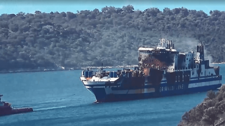 [WIDEO] Euroferry Olympia w Grecji. Trwają poszukiwania - GospodarkaMorska.pl