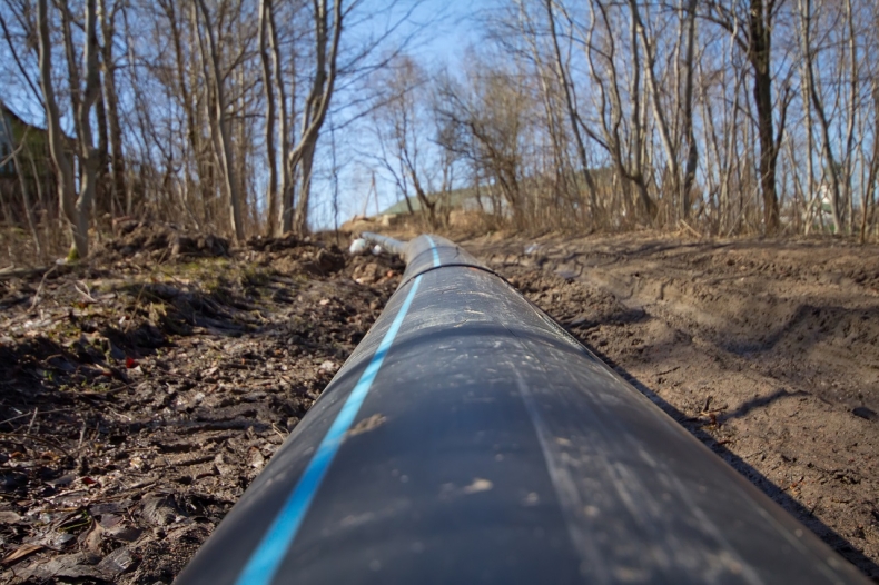 Budowa gazociągu GIPL na finiszu. Gazociąg Polska-Litwa udostępniony od 1 maja 2022 roku - GospodarkaMorska.pl
