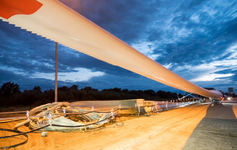 Nordex kończy produkcję łopat wiatrowych w zakładzie w Rostocku - GospodarkaMorska.pl