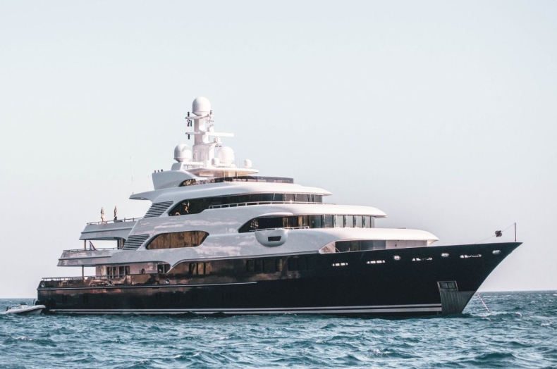 Premier Turyngii: skonfiskujmy oligarchom luksusowe jachty i przekażmy je Sea-Watch - GospodarkaMorska.pl