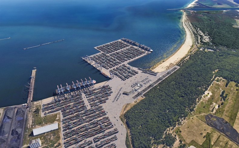 Terminal instalacyjny offshore cumuje w Porcie Gdańsk - GospodarkaMorska.pl