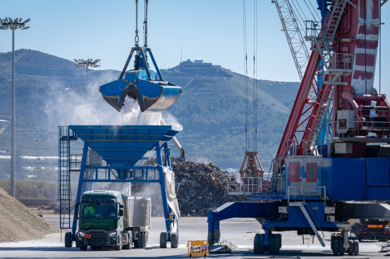 Ukraina zakazuje eksportu nawozów - rynek z dużym problemem - GospodarkaMorska.pl