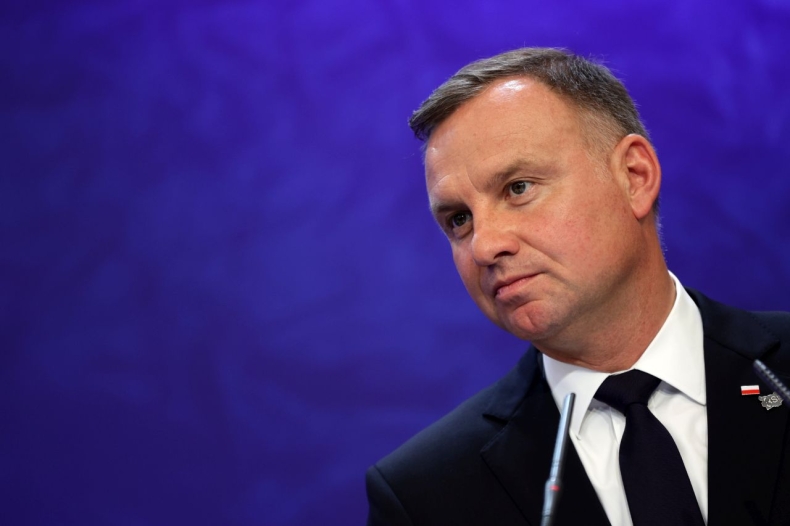 Prezydent Duda: musimy uwolnić się od dominacji Rosji w zakresie dostaw ropy naftowej i gazu - GospodarkaMorska.pl