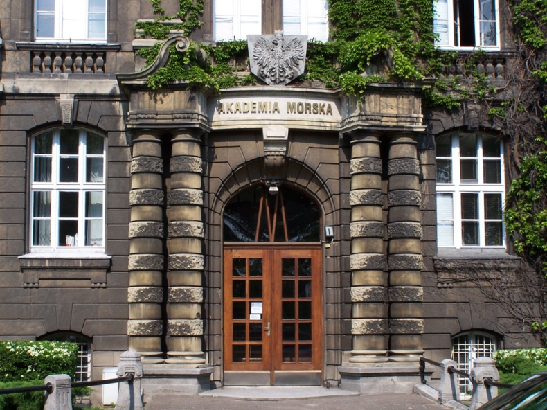 Politechnika Morska w Szczecinie – jest podpis prezydenta - GospodarkaMorska.pl