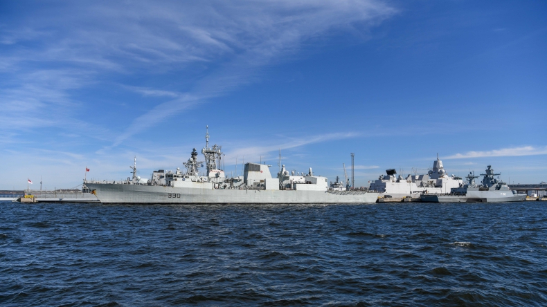 Okręty NATO w Estonii w ramach wspólnych ćwiczeń - GospodarkaMorska.pl