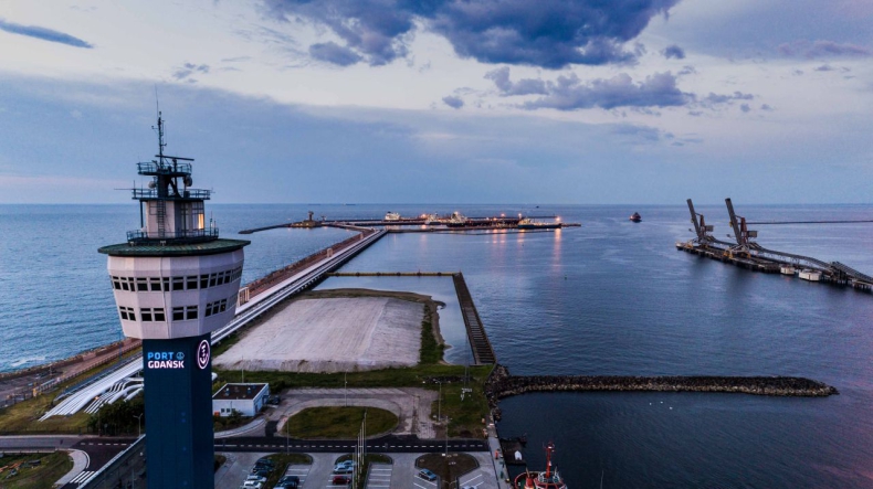 Port Gdańsk awansował na drugie miejsce w rankingu portów bałtyckich - GospodarkaMorska.pl