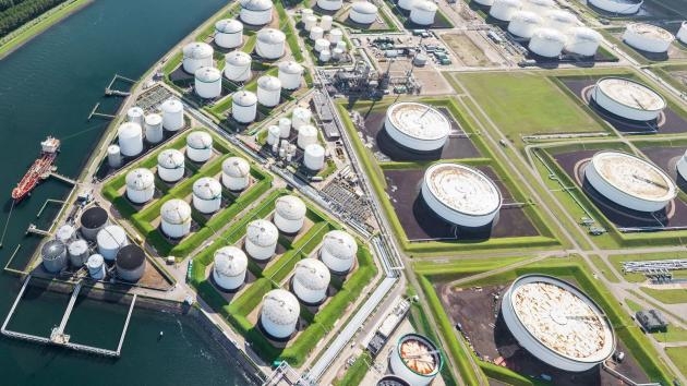 W Porcie Rotterdam powstanie terminal do importu zielonego amoniaku - GospodarkaMorska.pl