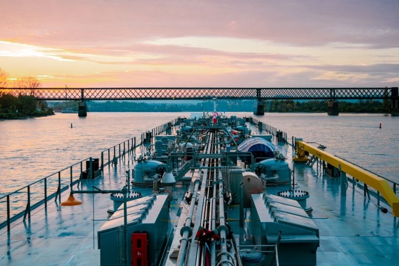 Szefowa dyplomacji Niemiec: zakończymy import ropy z Rosji do końca roku - GospodarkaMorska.pl