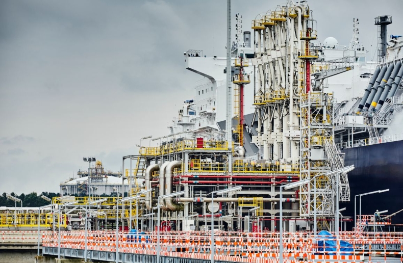 Gaz-System zakończył pierwszą fazę wiążącej procedury Open Season FSRU  - GospodarkaMorska.pl