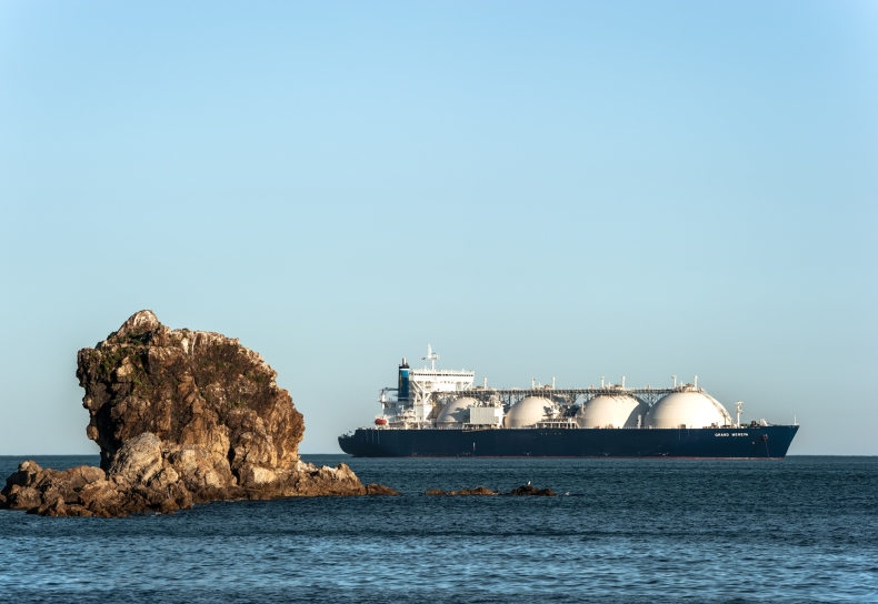 Japonia nie wycofa się z Sachalin-2. „To osłabi sankcje nałożone na Rosję”, powiedział minister przemysłu - GospodarkaMorska.pl