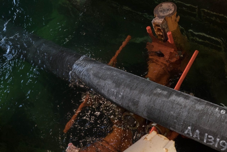 Naimski: jest zamiar wypowiedzenia kontraktów naftowych zawartych z Rosją - GospodarkaMorska.pl