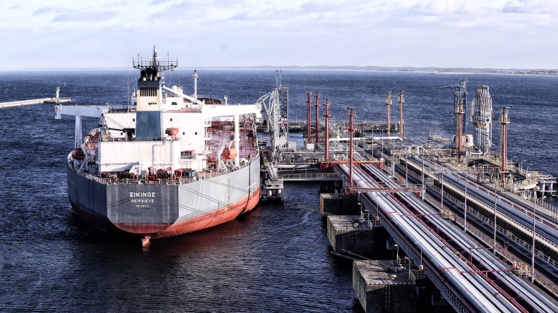 Niemieckie media: Port Gdańsk i Pern może pomóc Niemcom uwolnić się od rosyjskiej ropy - GospodarkaMorska.pl