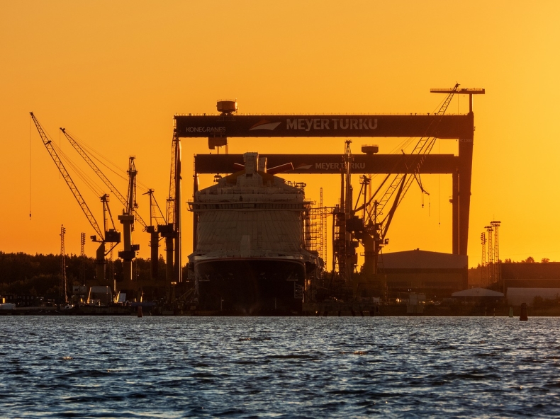 Umowa o budowę statku - list intencyjny („letter of intent”) - GospodarkaMorska.pl