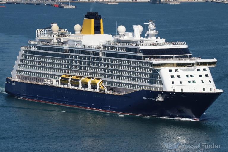 Turystyczna gratka, czyli wycieczkowce w Porcie Gdańsk. W weekend wpływają kolejne statki - GospodarkaMorska.pl