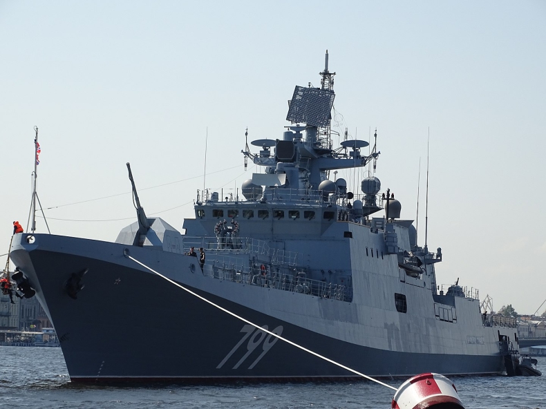 Pentagon: nie możemy potwierdzić doniesień o uderzeniu na rosyjską fregatę Admirał Makarow - GospodarkaMorska.pl