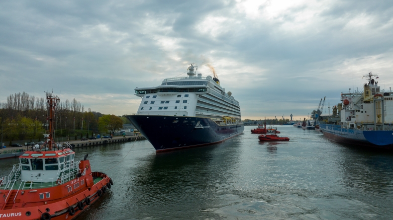 Spirit of Discovery wpłynął do Portu Gdańsk [WIDEO, ZDJĘCIA] - GospodarkaMorska.pl