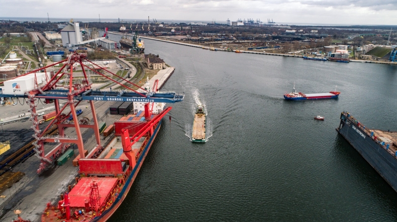 Sejm za regulacją ograniczającą zanieczyszczanie Bałtyku przez statki w portach - GospodarkaMorska.pl