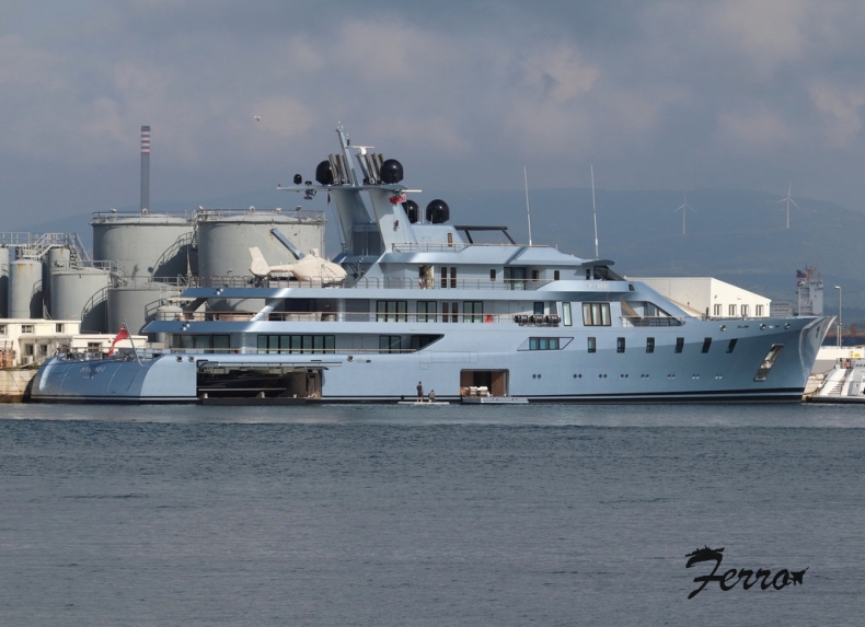 Na radary powrócił ultraluksusowy jacht 2-go najbogatszego rosyjskiego oligarchy - GospodarkaMorska.pl