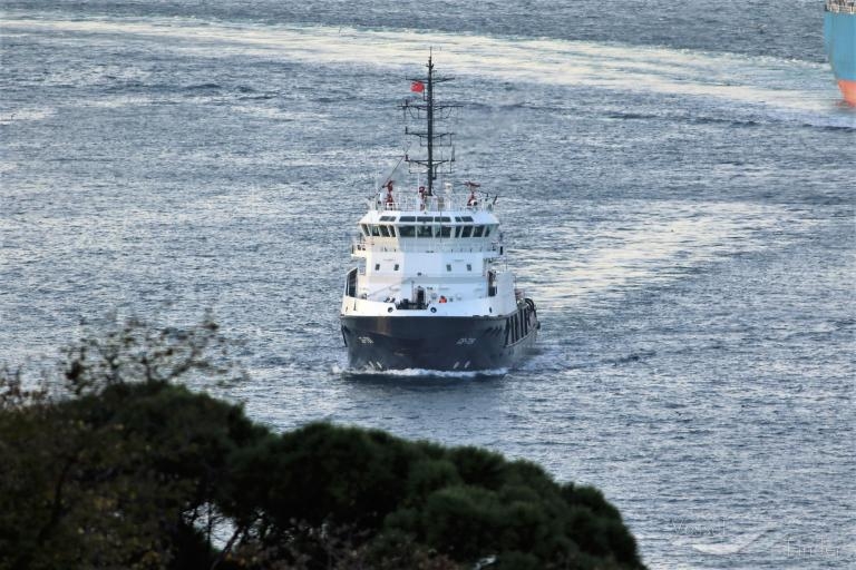 [WIDEO] Ukraina. Marynarka wojenna informuje o trafieniu w rosyjski holownik - GospodarkaMorska.pl