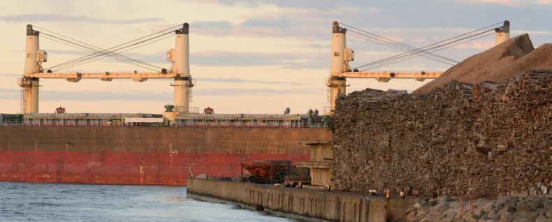 CNN: sankcje UE mogą znacznie utrudnić eksport ropy z Rosji do innych krajów, w tym Indii i Chin - GospodarkaMorska.pl