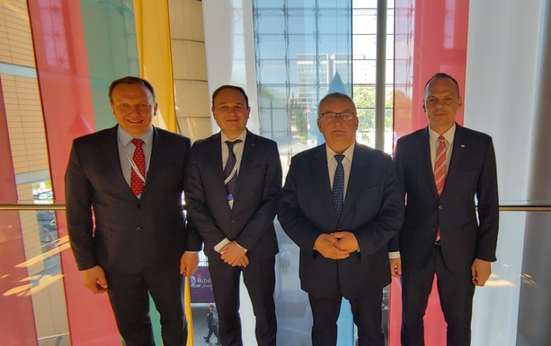 Powstanie korytarz do portów bałtyckich dla towarów z Ukrainy? - GospodarkaMorska.pl