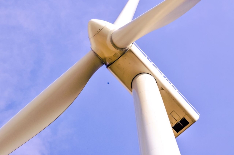 AGH i 2loop Tech pracują nad recyklingiem urządzeń energetycznych wykorzystywanych w OZE - GospodarkaMorska.pl