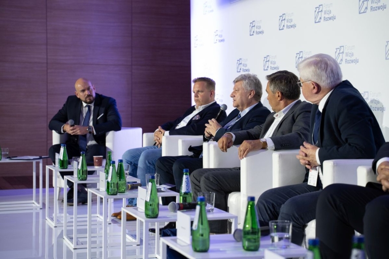 Forum Wizja Rozwoju: morska energetyka wiatrowa to dziesiątki tysięcy nowych miejsc pracy - GospodarkaMorska.pl