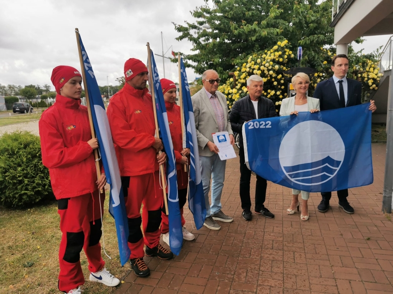 Błękitna flaga w Porcie Jachtowym w Kołobrzegu [GALERIA] - GospodarkaMorska.pl