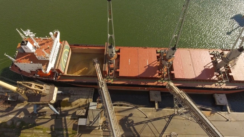 Ukraina. Media: rosyjscy najeźdźcy ukradli z okupowanych terenów Ukrainy ponad 25 proc. zasobów zboża - GospodarkaMorska.pl