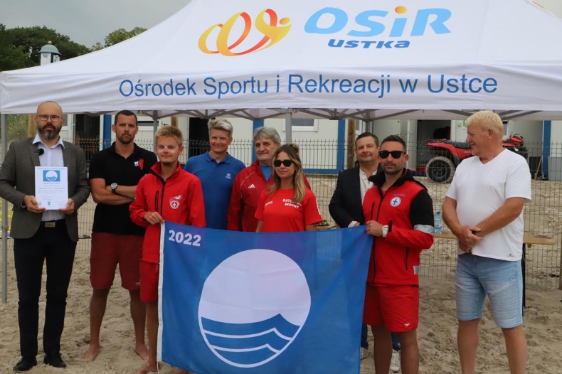 Certyfikat Błękitnej Flagi dla plaży w Ustce - GospodarkaMorska.pl